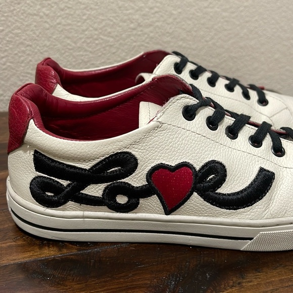 Brighton Love Me Beige Red Sneakers size 8.5 Valentines - Picture 5 of 17